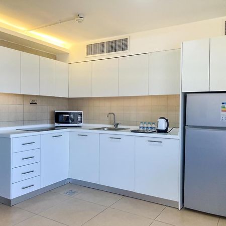 Triple A Hotel Suites Амман Экстерьер фото
